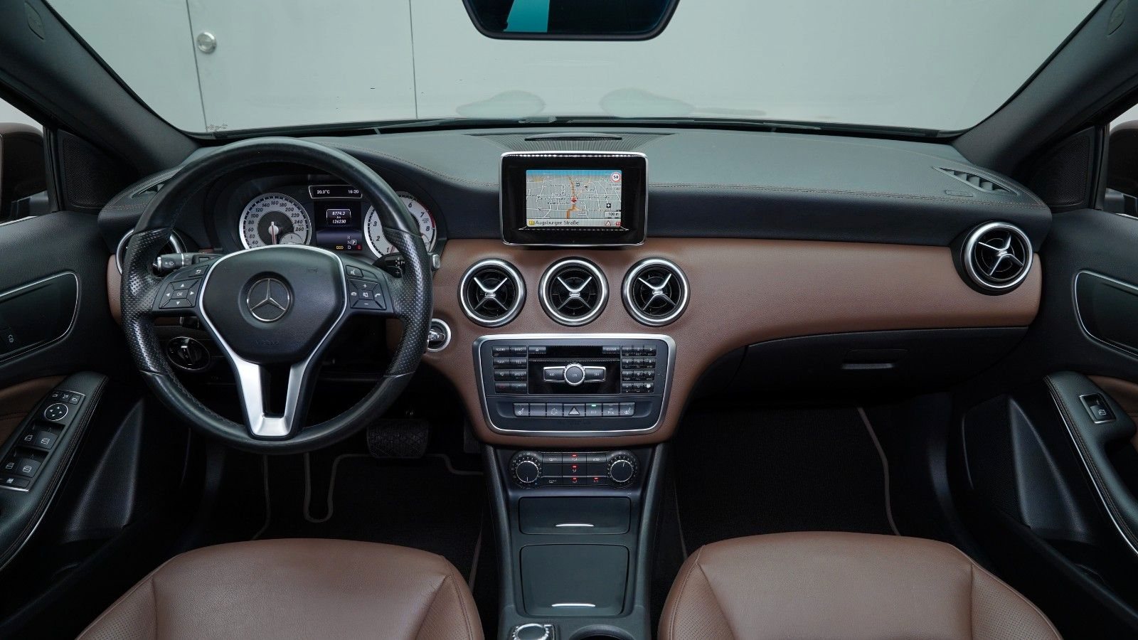 Mercedes-Benz A 200 BlueEfficiency · EXKLUSIV-PAKET · BI-XENON · PDC