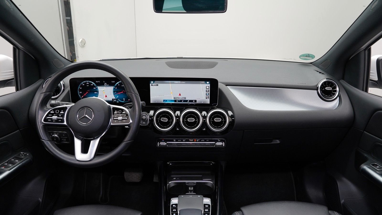 Mercedes-Benz B 220 4Matic · BUSINESS · KAMERA · AHK · LED · KLIMA