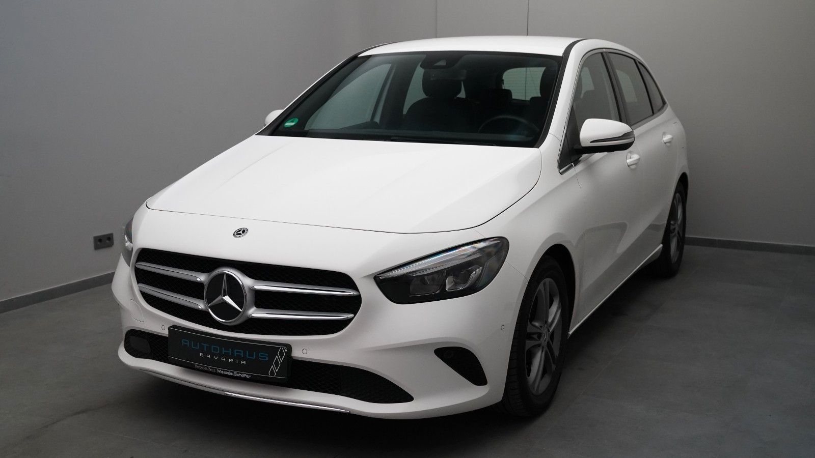 Mercedes-Benz B 220 4Matic · BUSINESS · KAMERA · AHK · LED · KLIMA