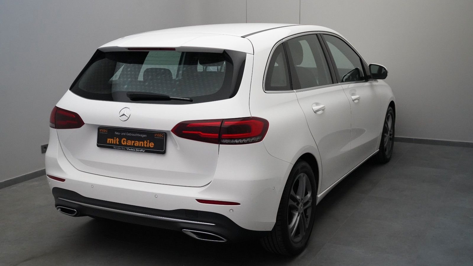 Mercedes-Benz B 220 4Matic · BUSINESS · KAMERA · AHK · LED · KLIMA