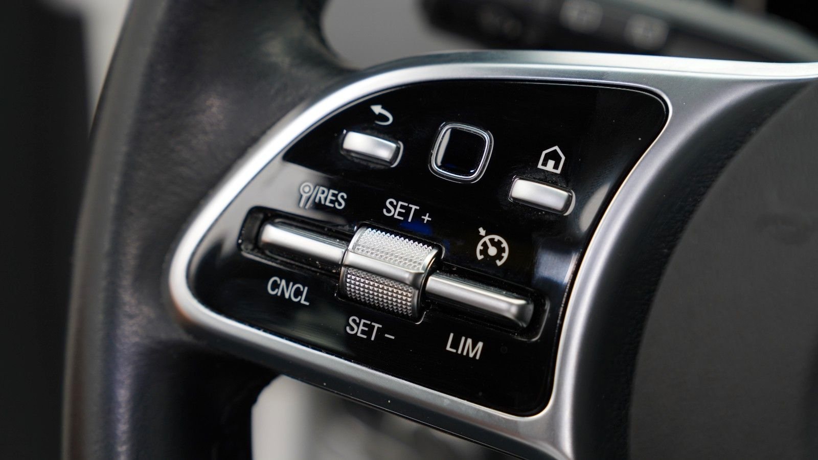Mercedes-Benz B 220 4Matic · BUSINESS · KAMERA · AHK · LED · KLIMA