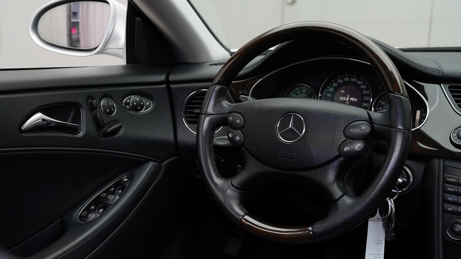 Mercedes-Benz CLS 350 CGI · HARMAN/KARDON · SITZBEL · TÜV · PDC
