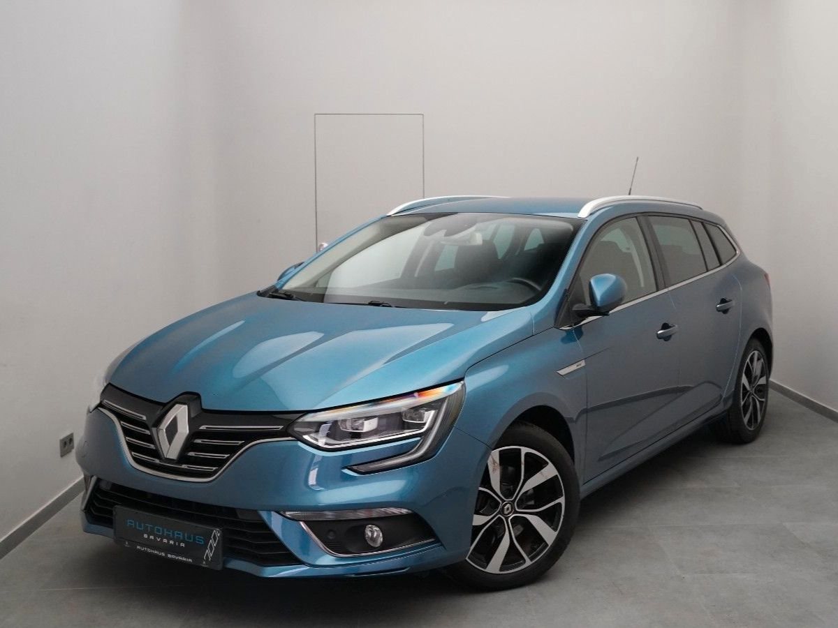Renault Megane IV Grandtour 1.3 TCe BOSE-Edition · HEADUP