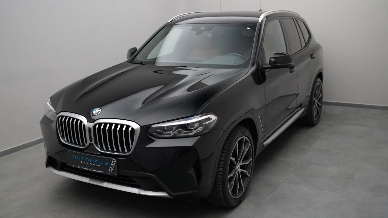 BMW X3 xDrive 20 i · AHK · KAMERA · HiFi · NAVI · SHZ