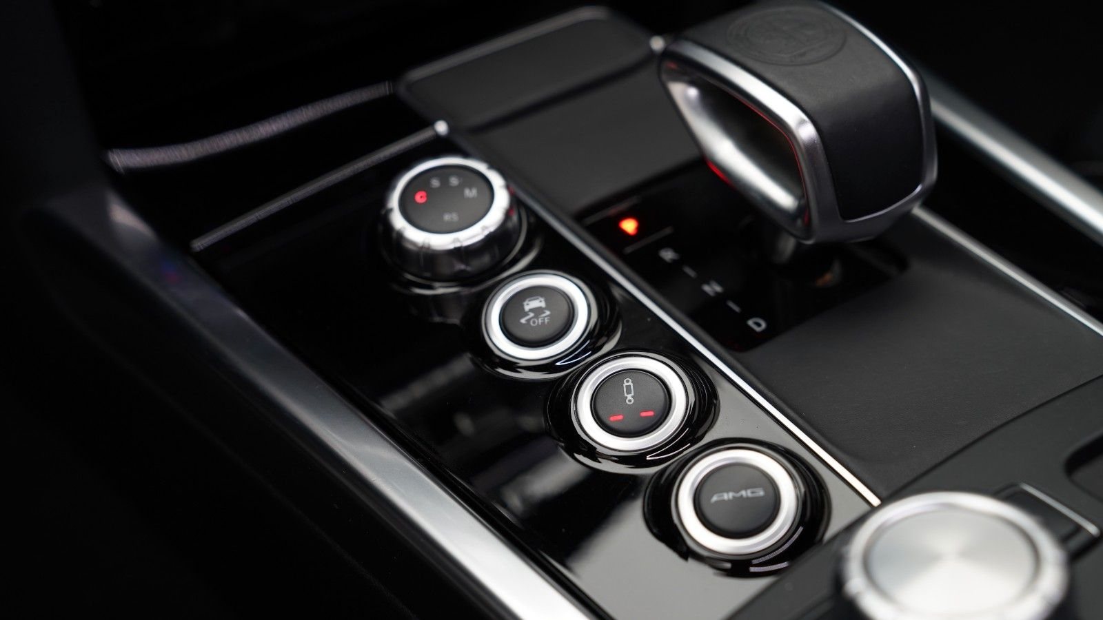Mercedes-Benz E 63 AMG S 4Matic Limousine · HARMAN/KARDON · KAMER