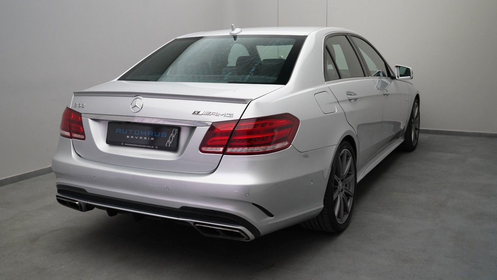 Mercedes-Benz E 63 AMG S 4Matic Limousine · HARMAN/KARDON · KAMER