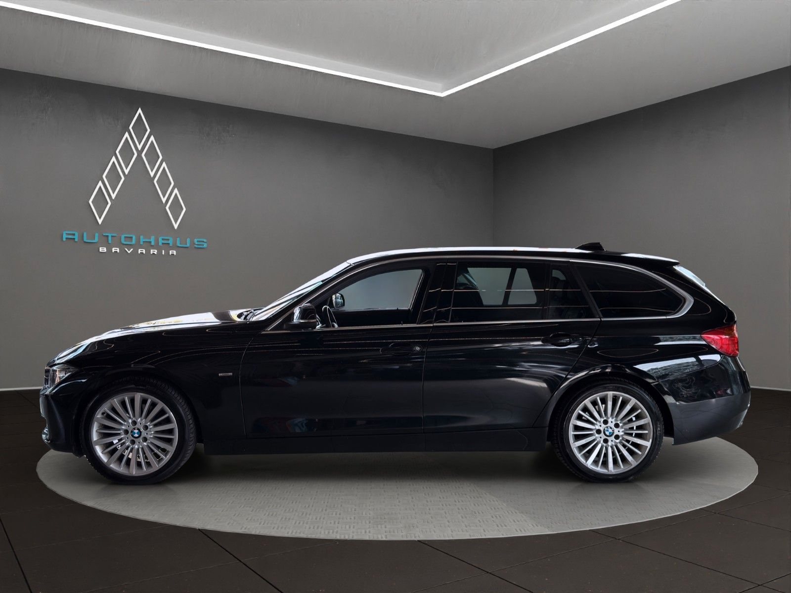 BMW 320d Touring · LUXURY-LINE · PDC · KLIMA