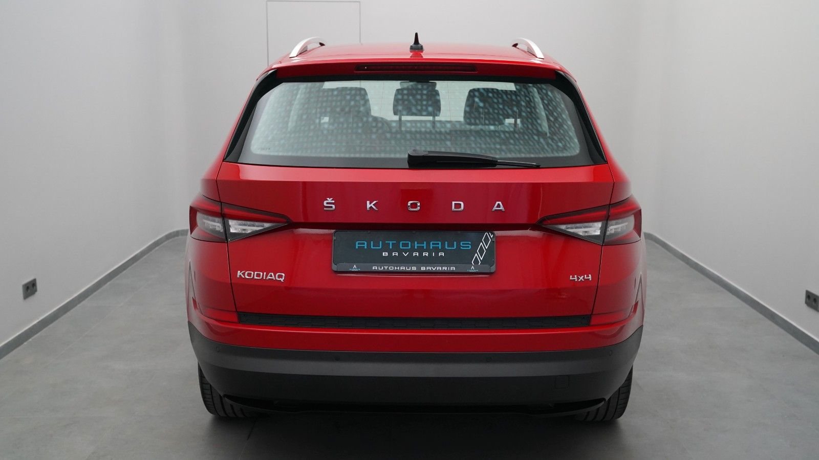 Skoda Kodiaq Style 4x4 · 7-SITZER · SZH · PDC · 1-HAND · CARPLA