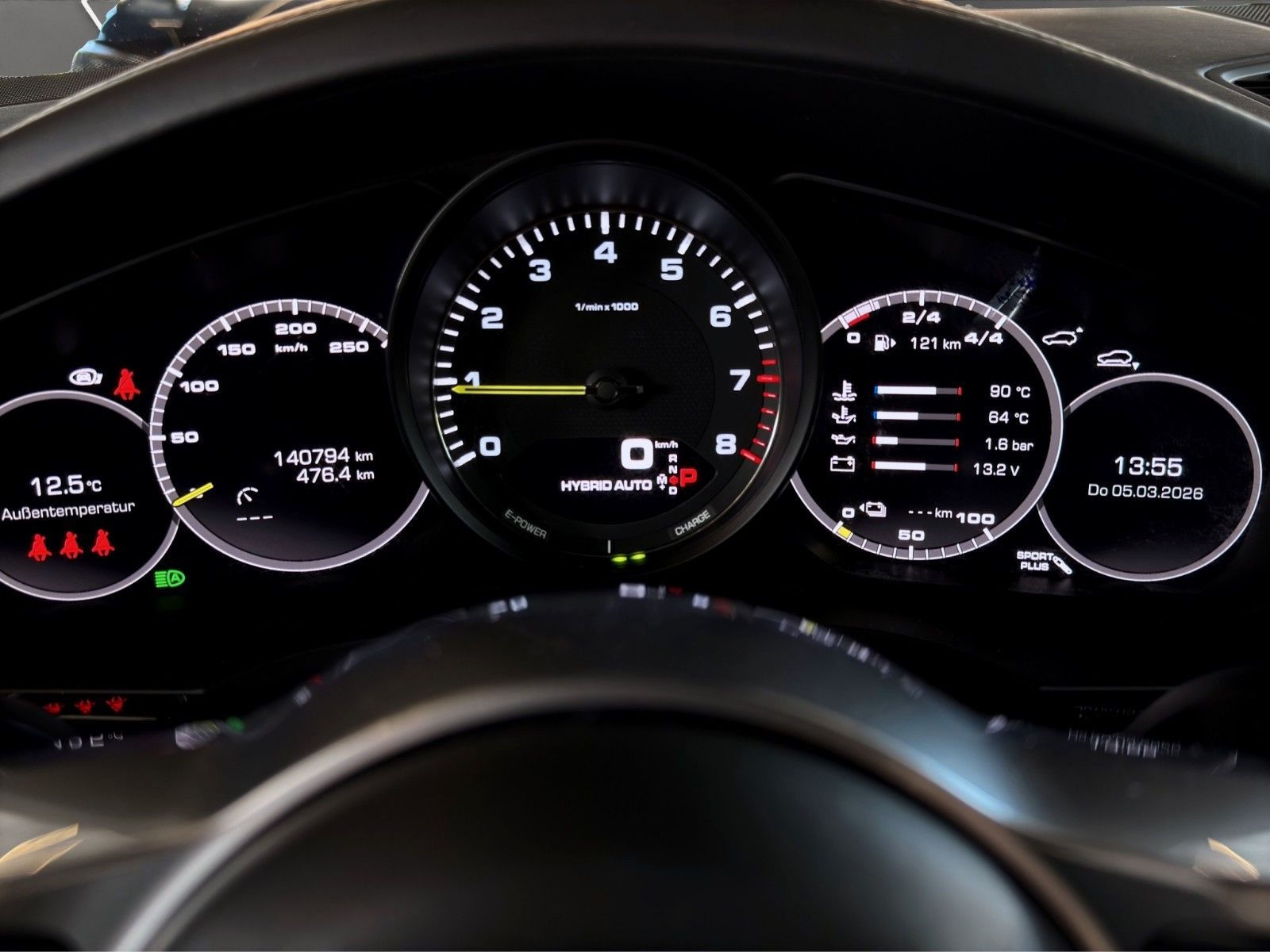 Porsche Cayenne Coupe · SPORT-CHRONO · PANO