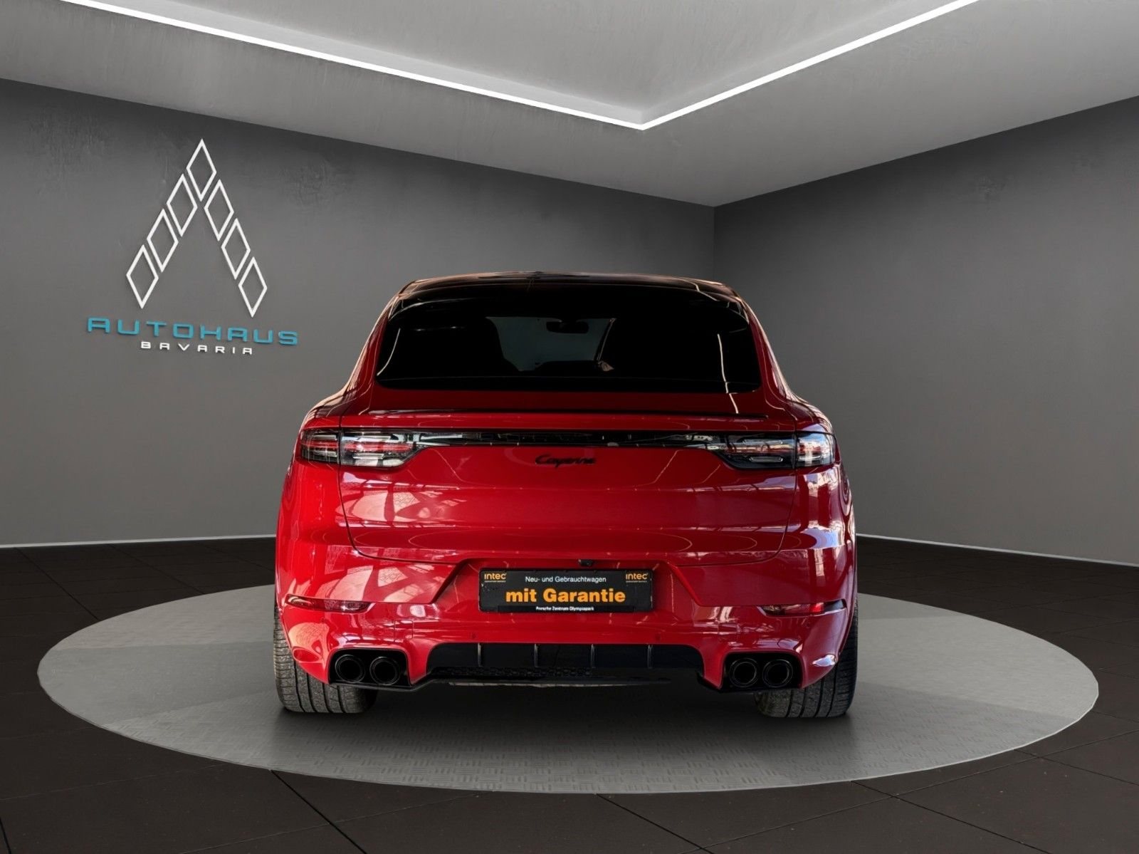 Porsche Cayenne Coupe · SPORT-CHRONO · PANO